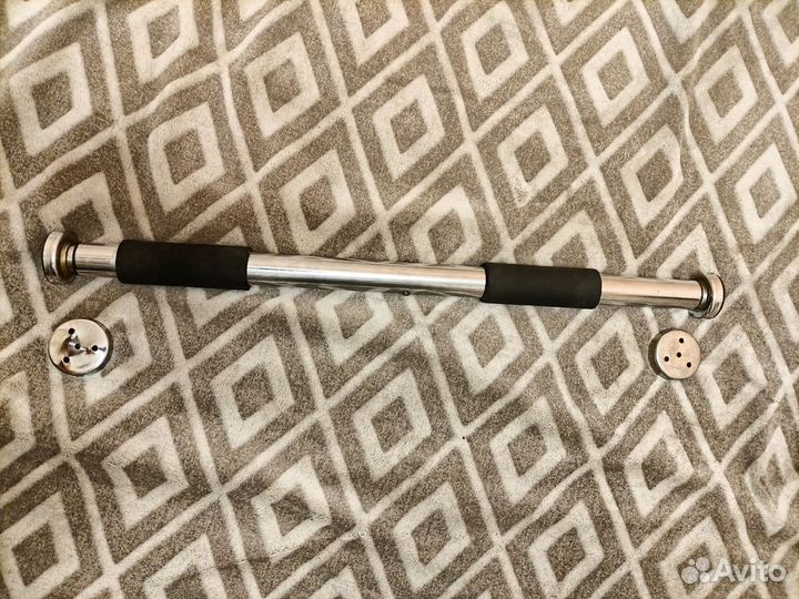 Турник в проём