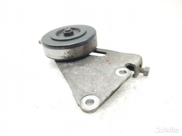 Ролик натяжной навесного оборудования Nissan