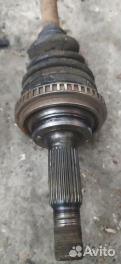 Привод задний toyota ipsum. Шрус. Граната