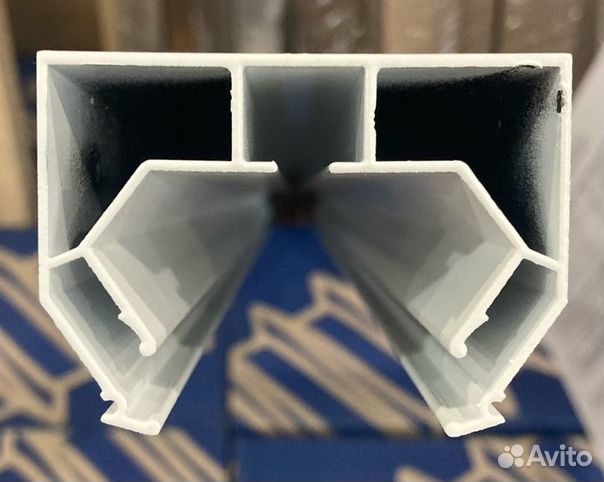 Карнизы для натяжного потолка