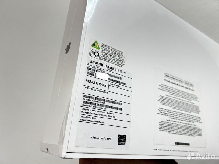 MacBook Air M1 8gb 256gb /новый / с рус.клав