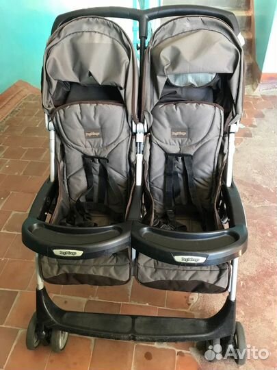 Коляска для двойни Peg-Perego