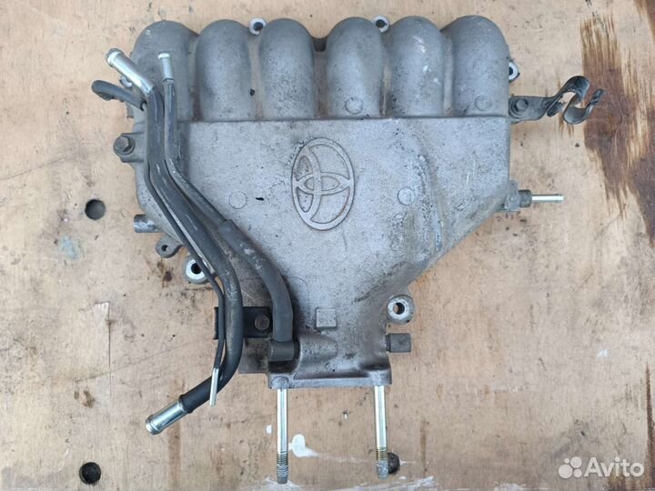 Впускной коллектор Toyota LC Prado 90 3.4