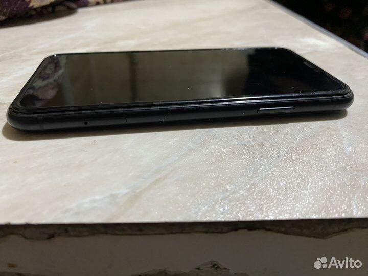 iPhone Xr, 128 ГБ