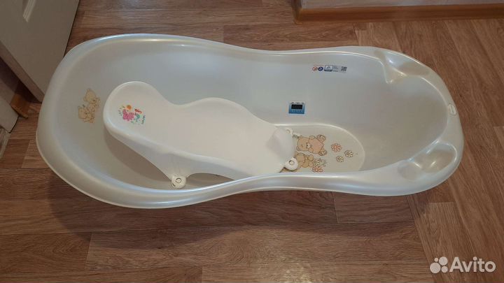 Ванночка для купания с горкой