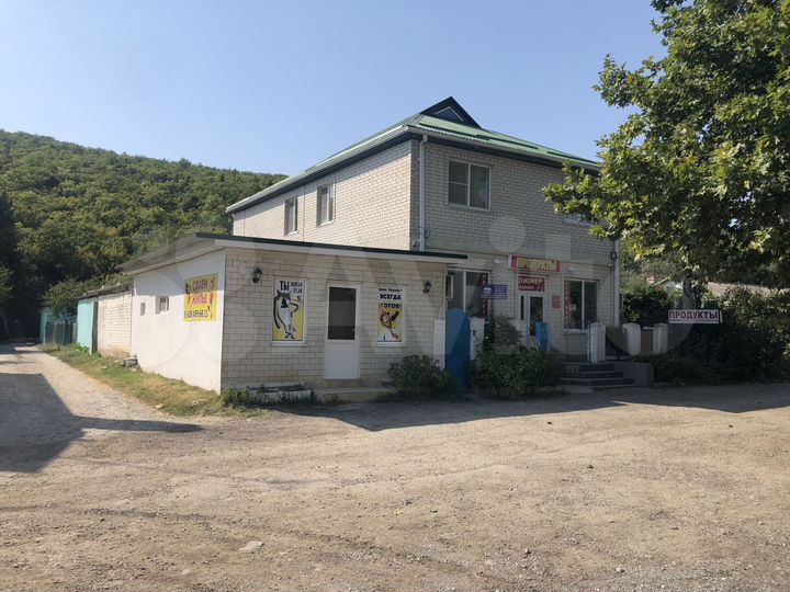 Дом 183 м² на участке 6 сот.