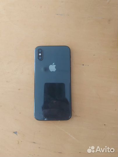 iPhone X, 64 ГБ