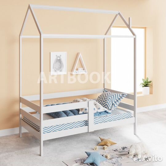 Детская кровать домик