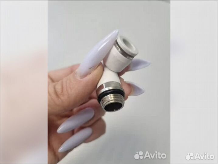 Фитинги угловые поворотные.В наличии