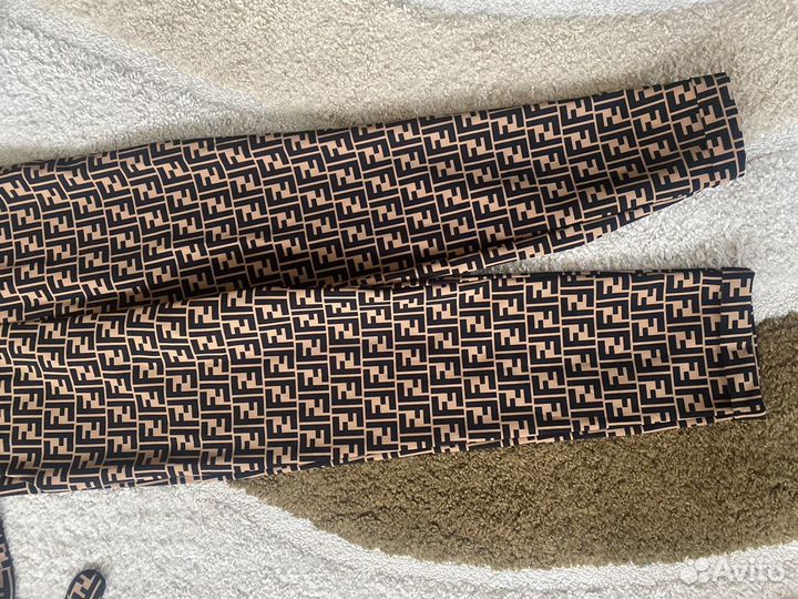 Комбинезон женский