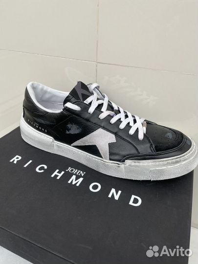 Richmond 40,51,42,43,45 новые оригинал Felice76