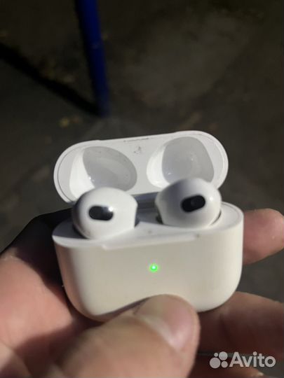 Беспроводные наушники apple airpods 3