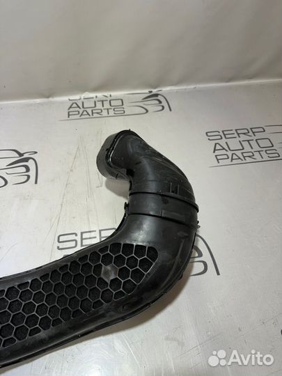 Патрубок воздушного фильтра Opel Insignia G09