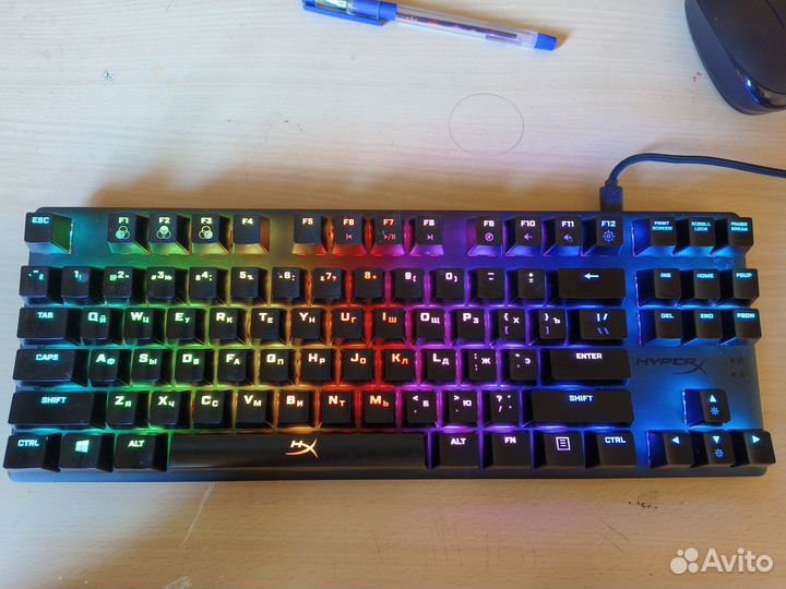 Игровая клавиатура с подсветкой