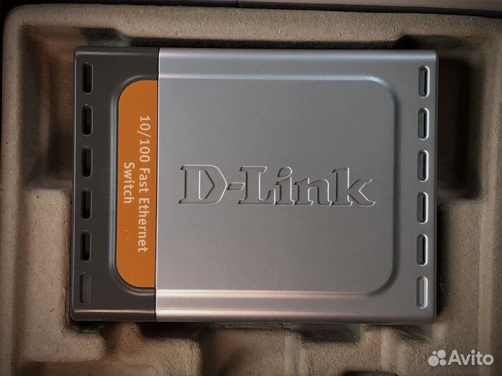 Коммутатор D-Link DES-1005D