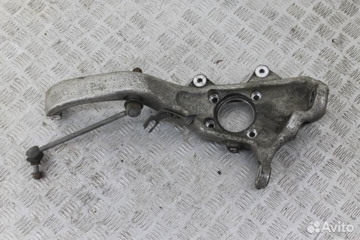 Кулак передний правый BMW X5 F15 2015