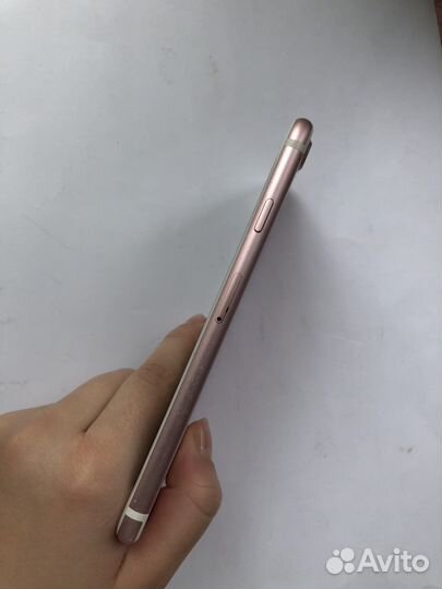 iPhone 7, 32 ГБ