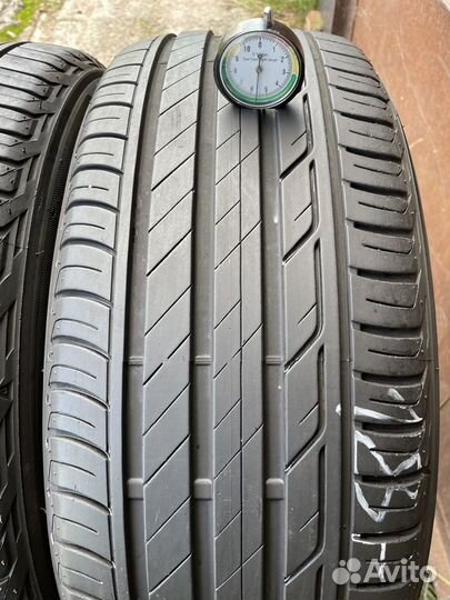 Bridgestone Turanza T001 215/50 R18