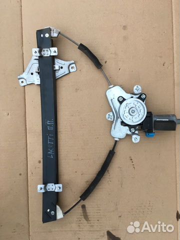 Стеклоподъемник передний правый Шевроле Лачетти