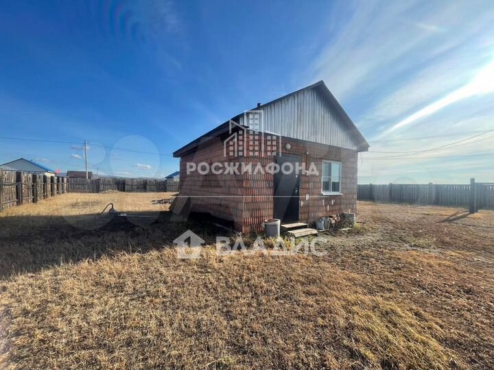 Дом 29,4 м² на участке 10,8 сот.