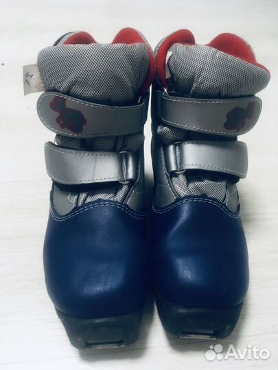 Ботинки лыжные