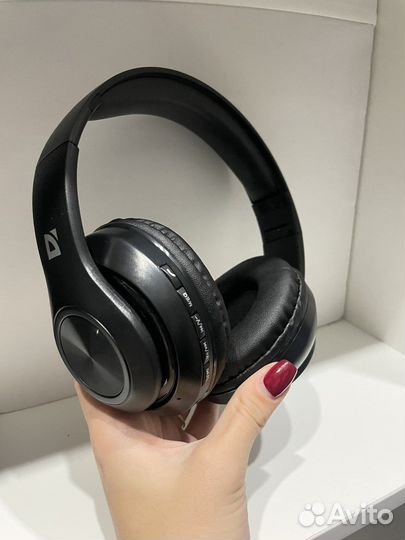 Беспроводные наушники