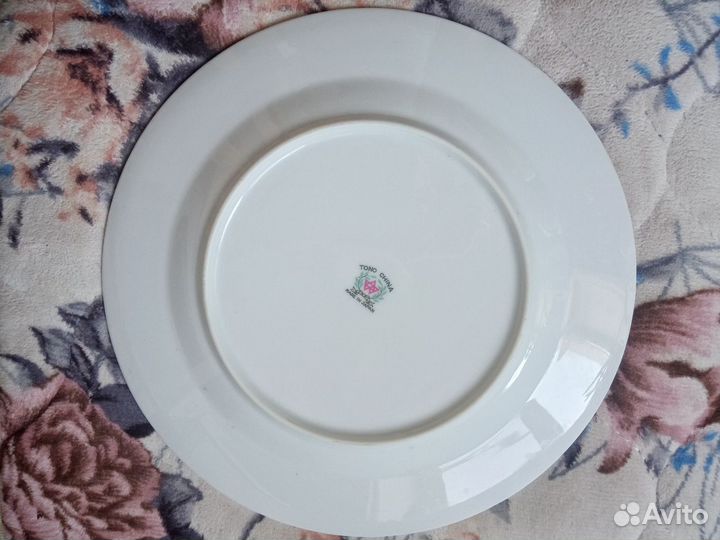 Тарелка плоская для второго Tono China 23 см Розы