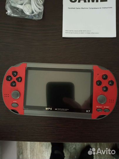 Портативная игровая консоль