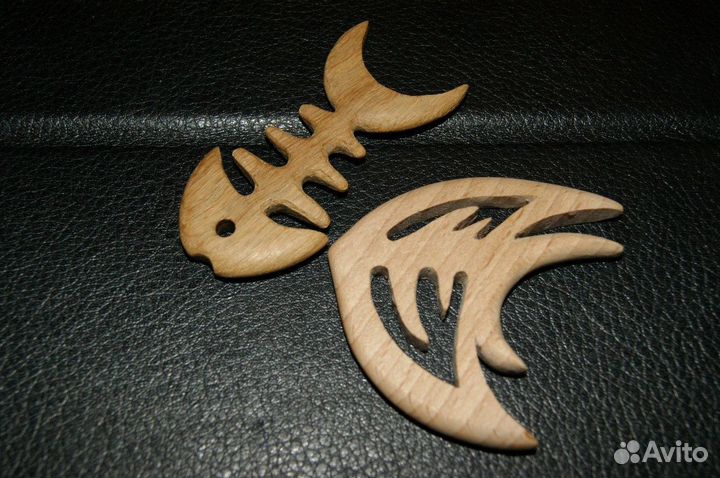 Брелки из дерева