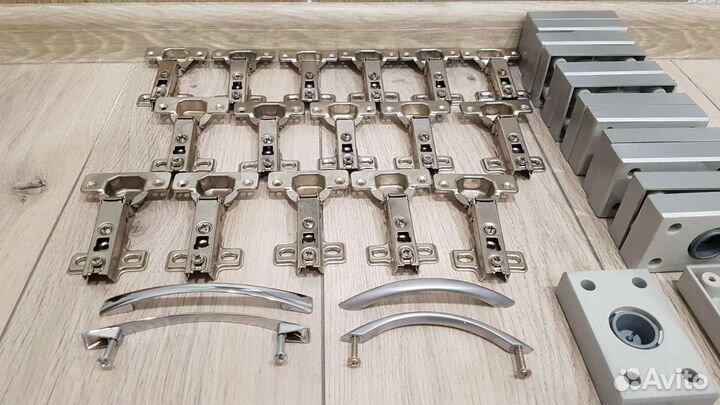 Мебельная фурнитура