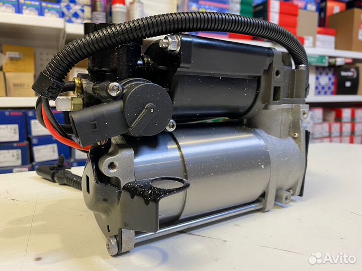 Компрессор пневмоподвески Audi A6 Allroad C5 00-05