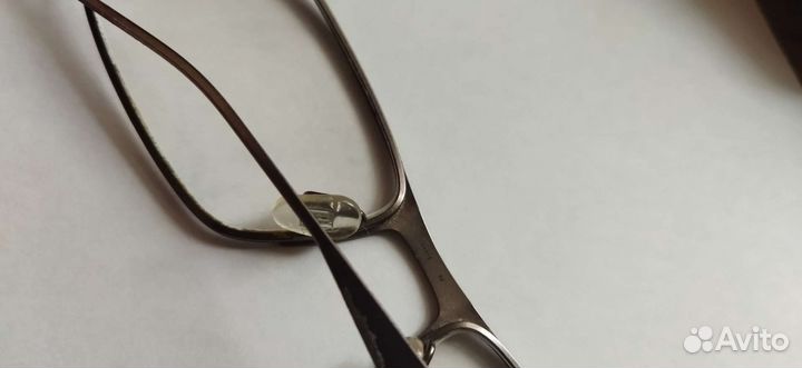 Очки Tommy Hilfiger