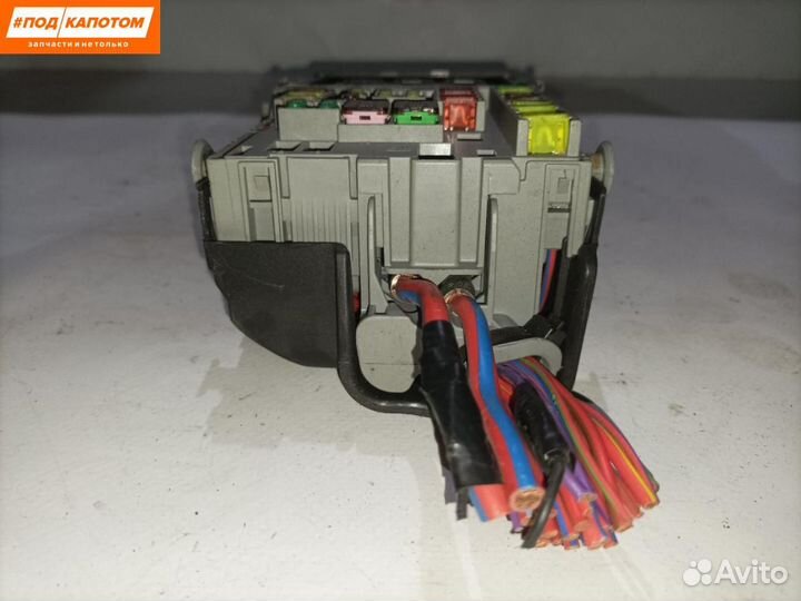 Блок предохранителей Opel Astra J (2009 - 2012)