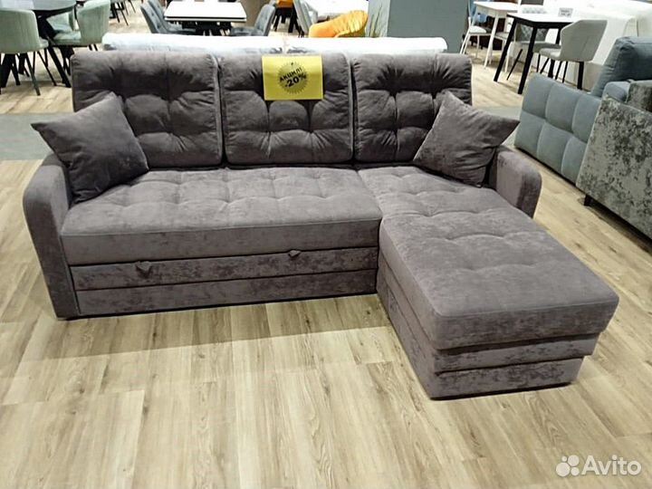 Угловой диван Клео с выставочного зала