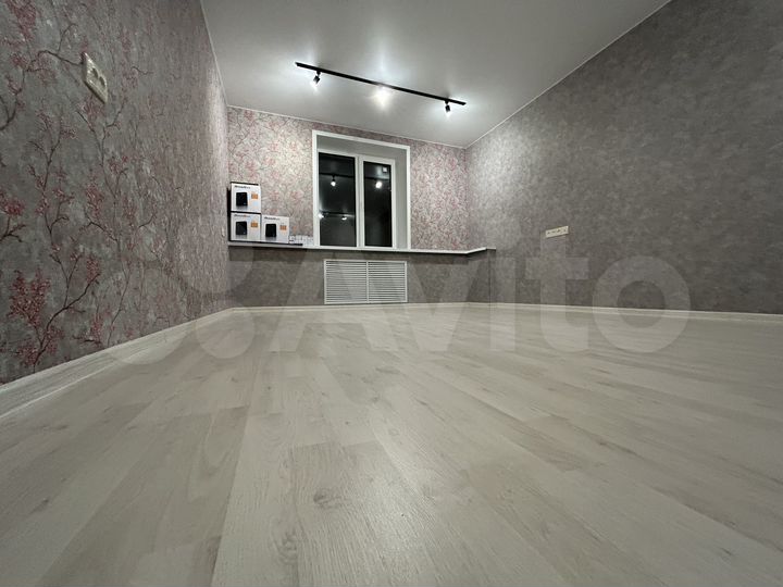 Комната 19 м² в > 9-к., 1/2 эт.