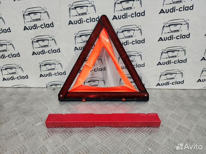 Знак аварийной остановки Audi Seat Skoda Volkswage