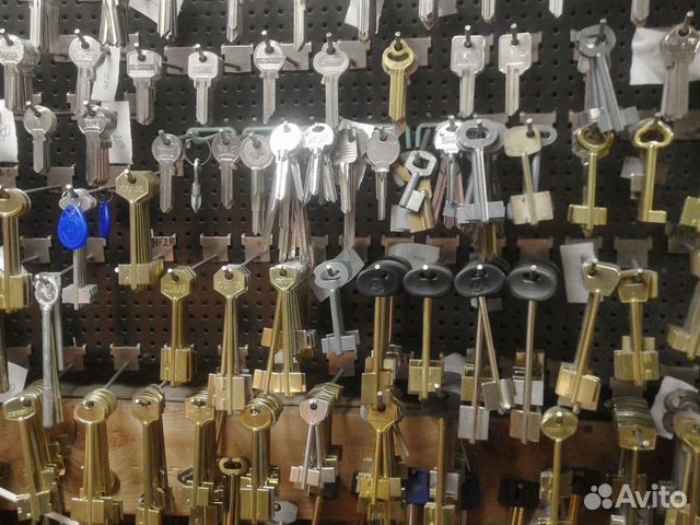 Ремонт обуви, часов. Изготовление ключей,домофонов в Санкт-Петербурге ...