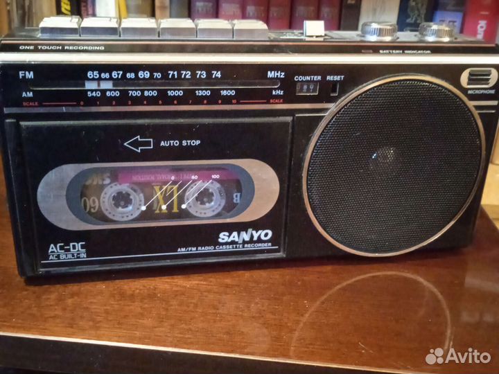 Sanyo m2670F