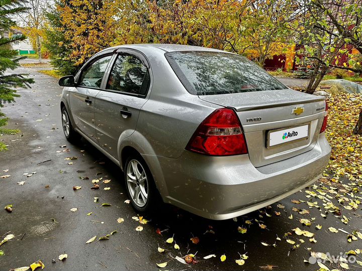 Chevrolet Aveo 1.2 МТ, 2011, 201 000 км