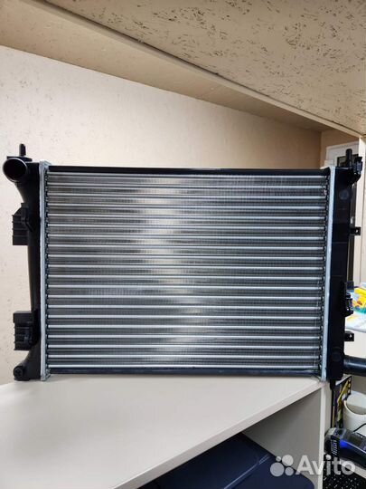 Радиатор охлаждения основной Solaris, Rio, MT