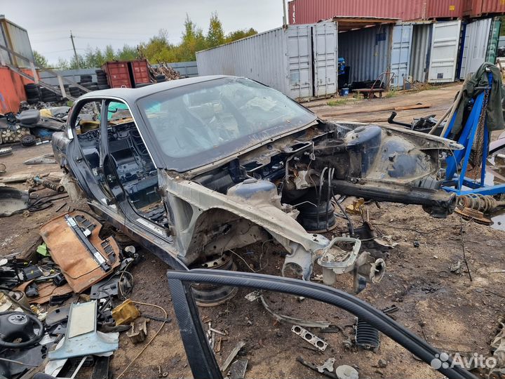 Кузов кусок бмв 7 е38 bmw E38 с документами 97г