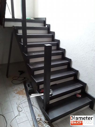 Монтаж лестницы на каркасе