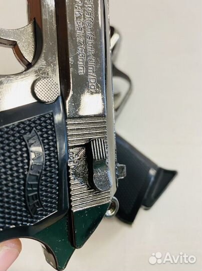 Два Валтера зажигалки металл