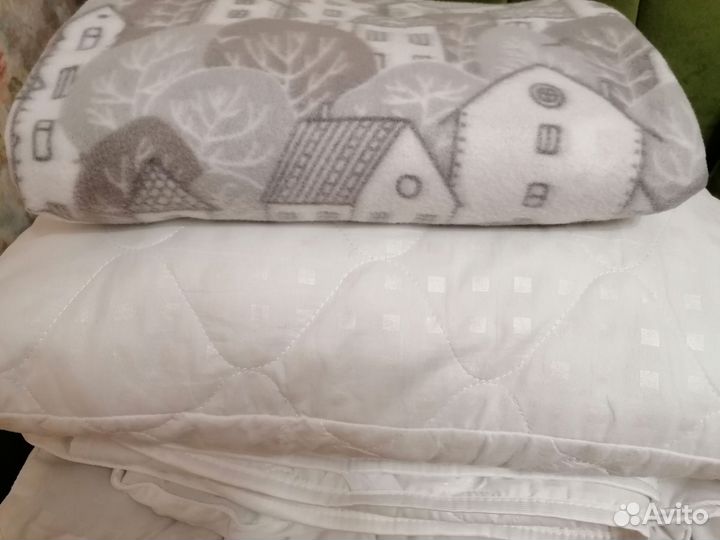 Комплект спальных принадлежностей