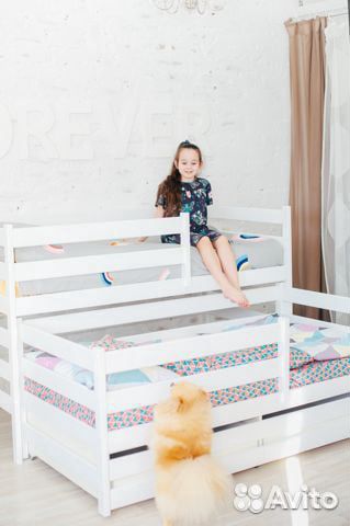 Двухъярусная кровать
