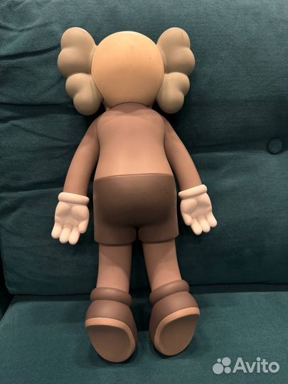 Kaws игрушка