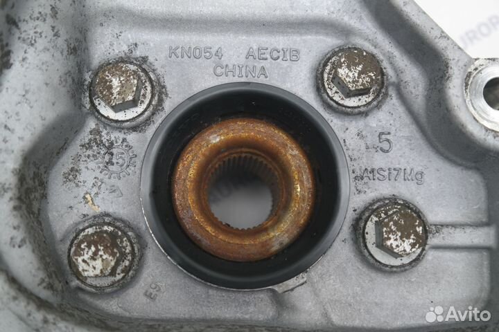 Кулак поворотный XC90 2 2014-2020