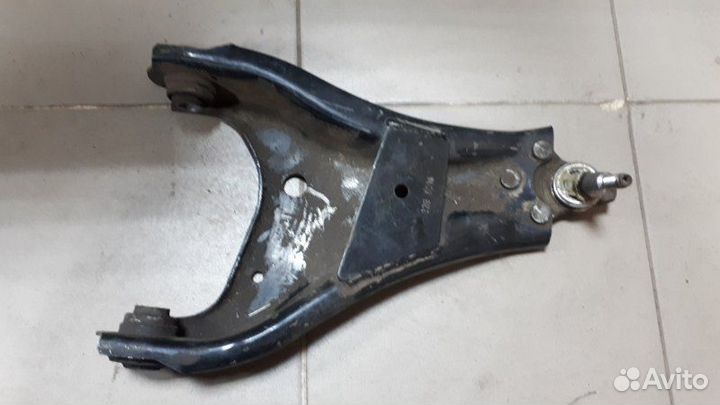 Рычаг подвески передний правый Renault Duster HSA