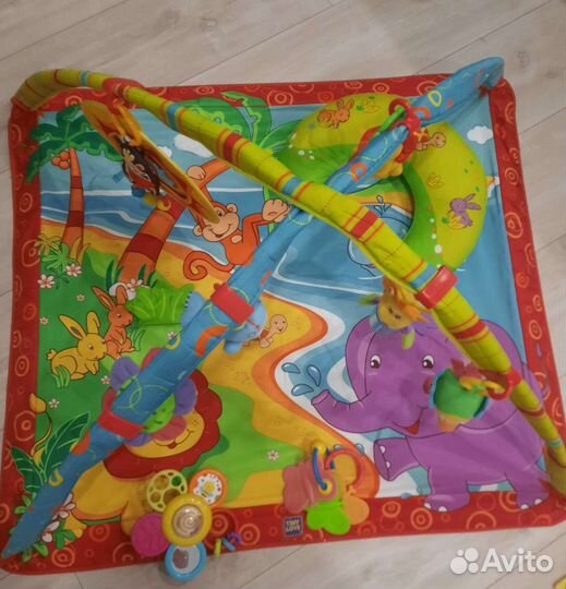 Развивающий коврик tiny love