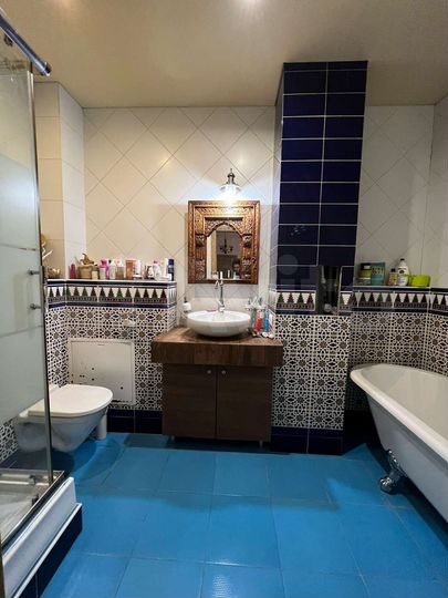 2-к. квартира, 65 м², 17/18 эт.